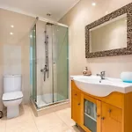 Villa Seashell